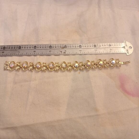 Vintage Goldtone Aurora Borealis 8” Bracelet - Picture 1 of 4
